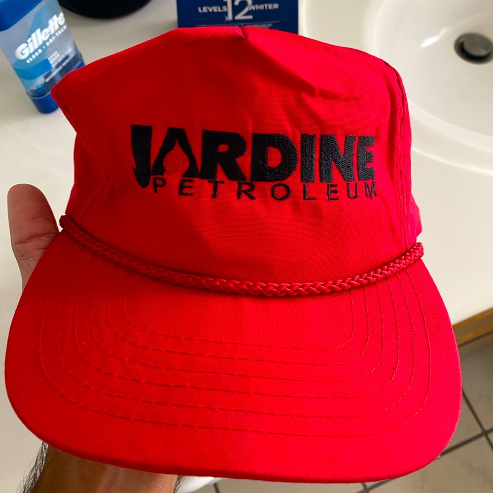 Vintage trucker hat ***PRISTINE***